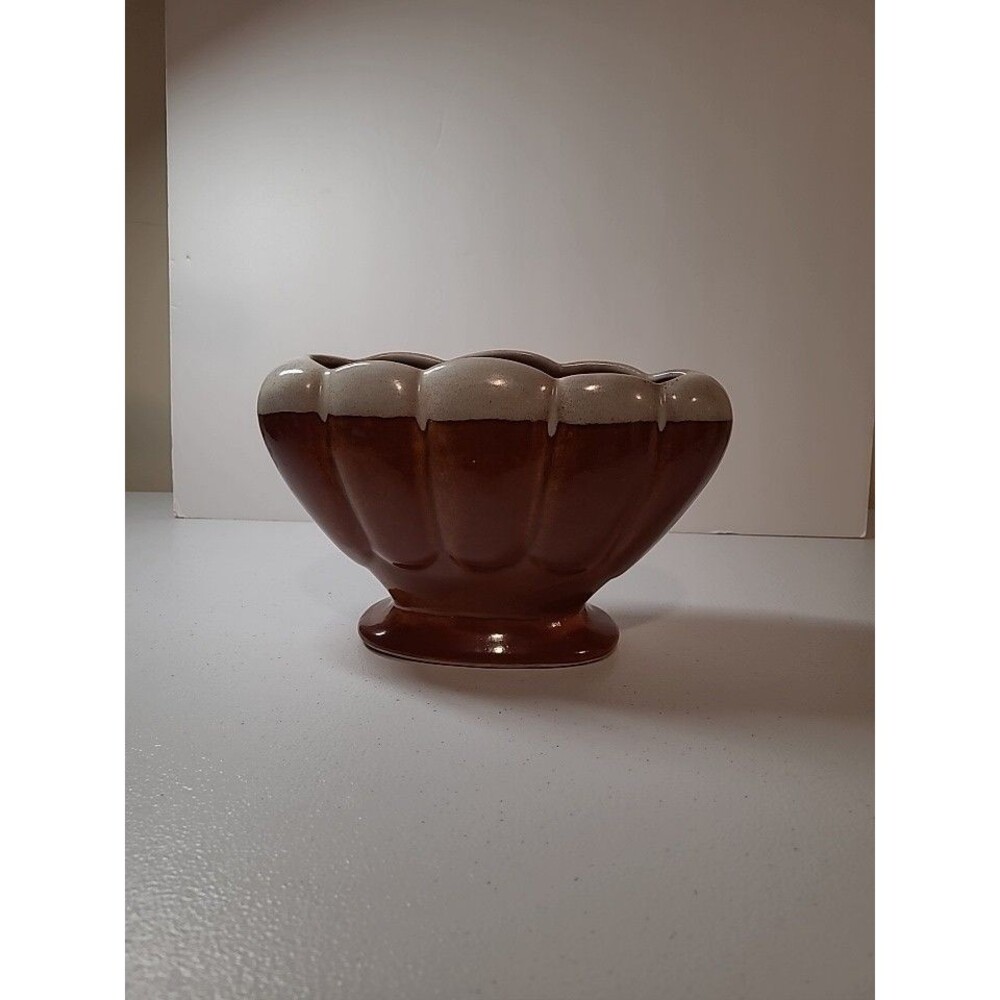 Vintage Aborn California Mid-century Brown Ceramic Pottery Fan Vase USA